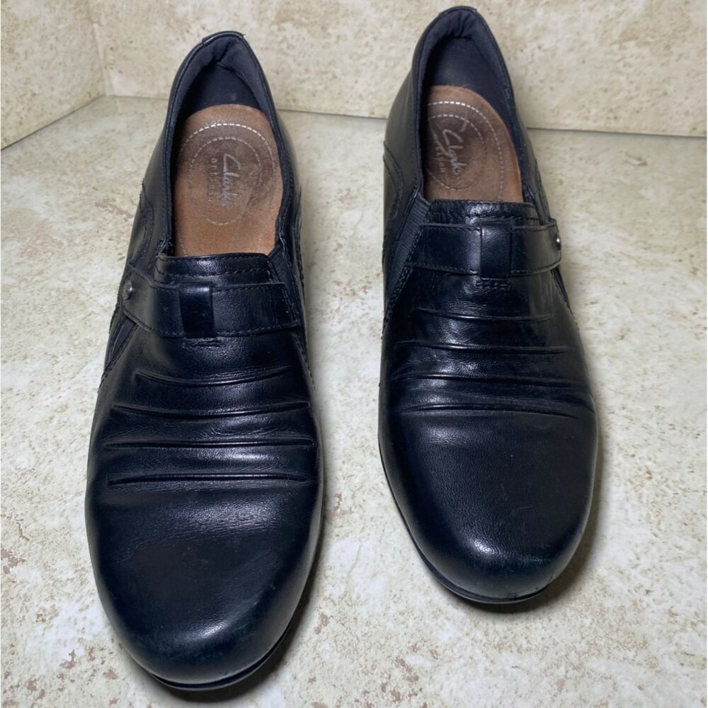 Clarks Black Leather Womens Heeled Loafers Casual‎ Comfort Workwear - Picture 2 of 7